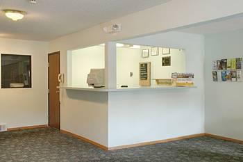 Super 8 By Wyndham Hotel 2*